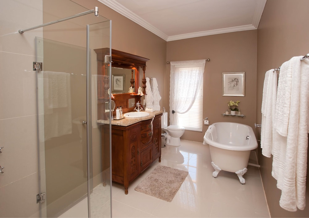 La Plume Boutique Guest House 50/50