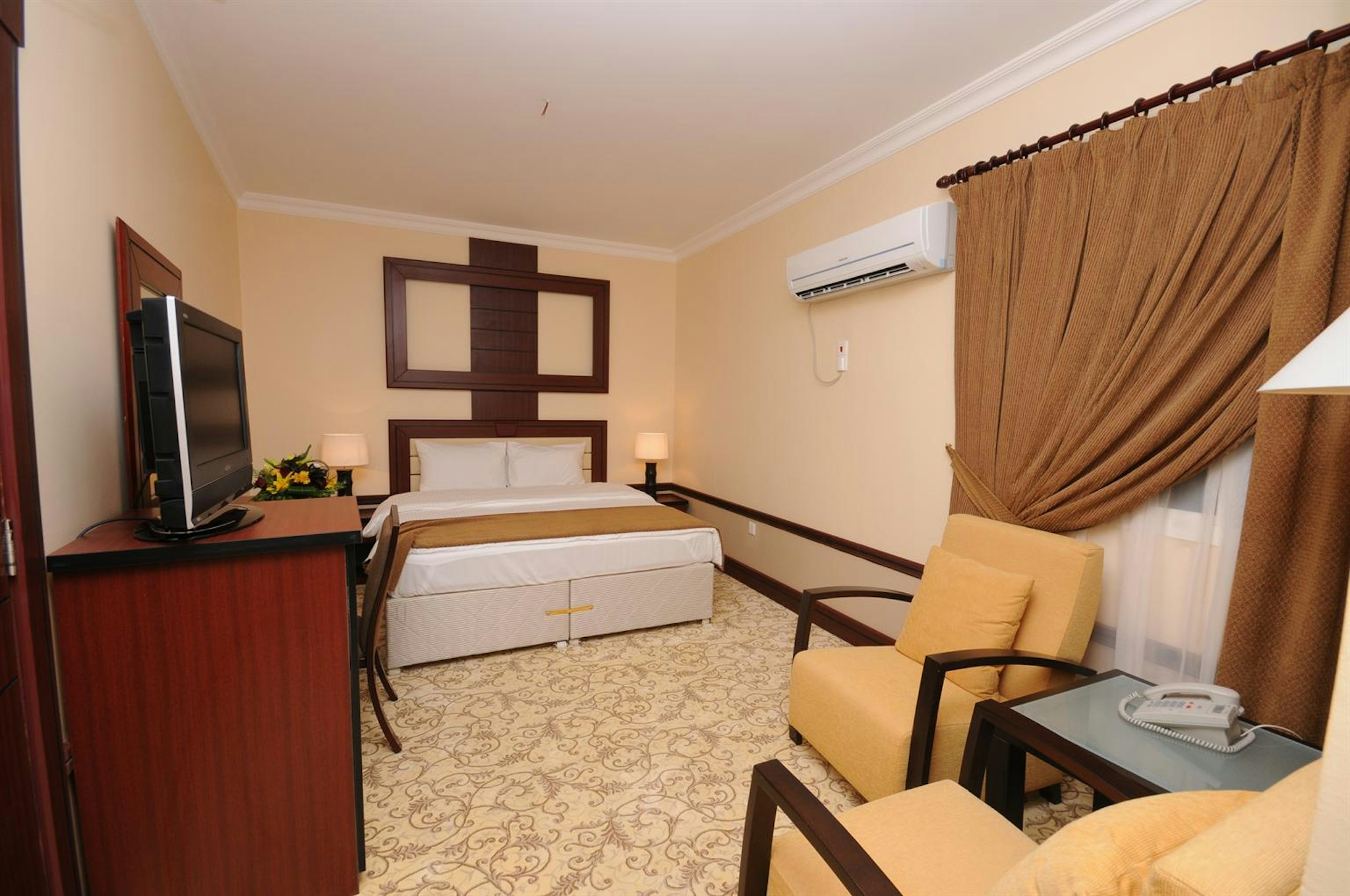 La Villa Palace Hotel 15/18