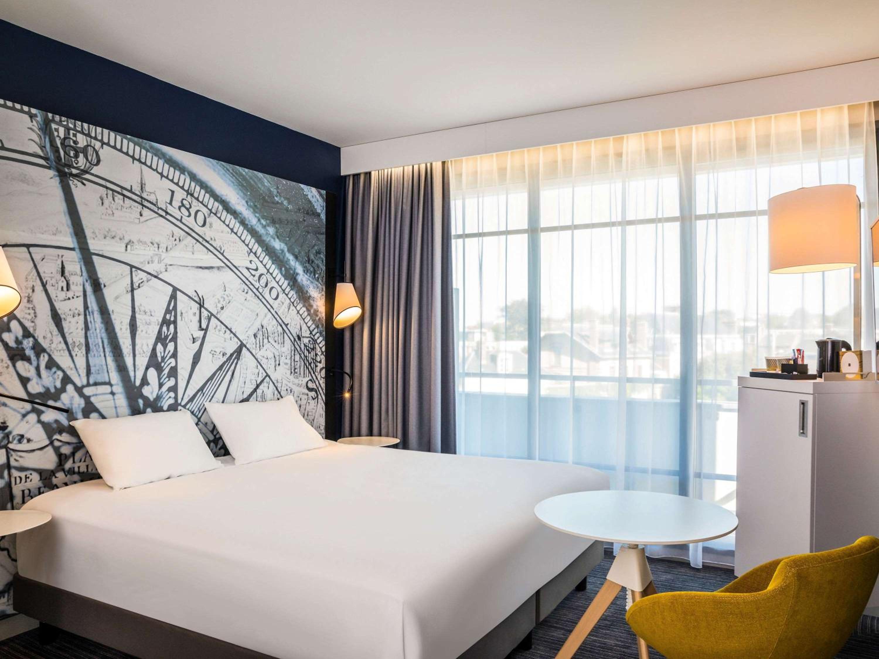 Privilege, Double Bed, Cathedral View