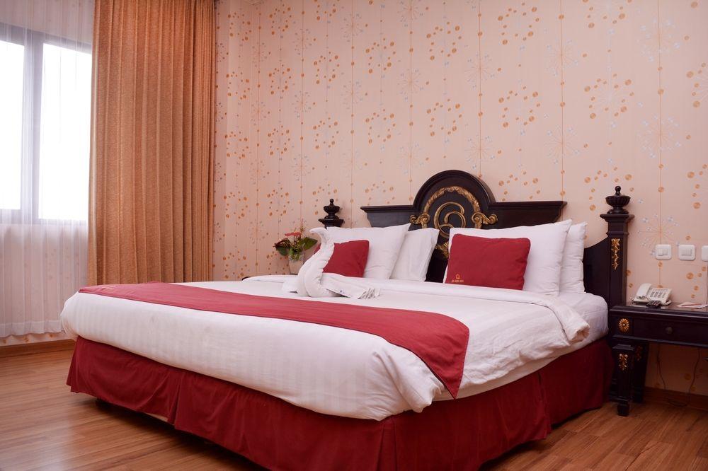 Quds Royal Hotel Surabaya 6/19