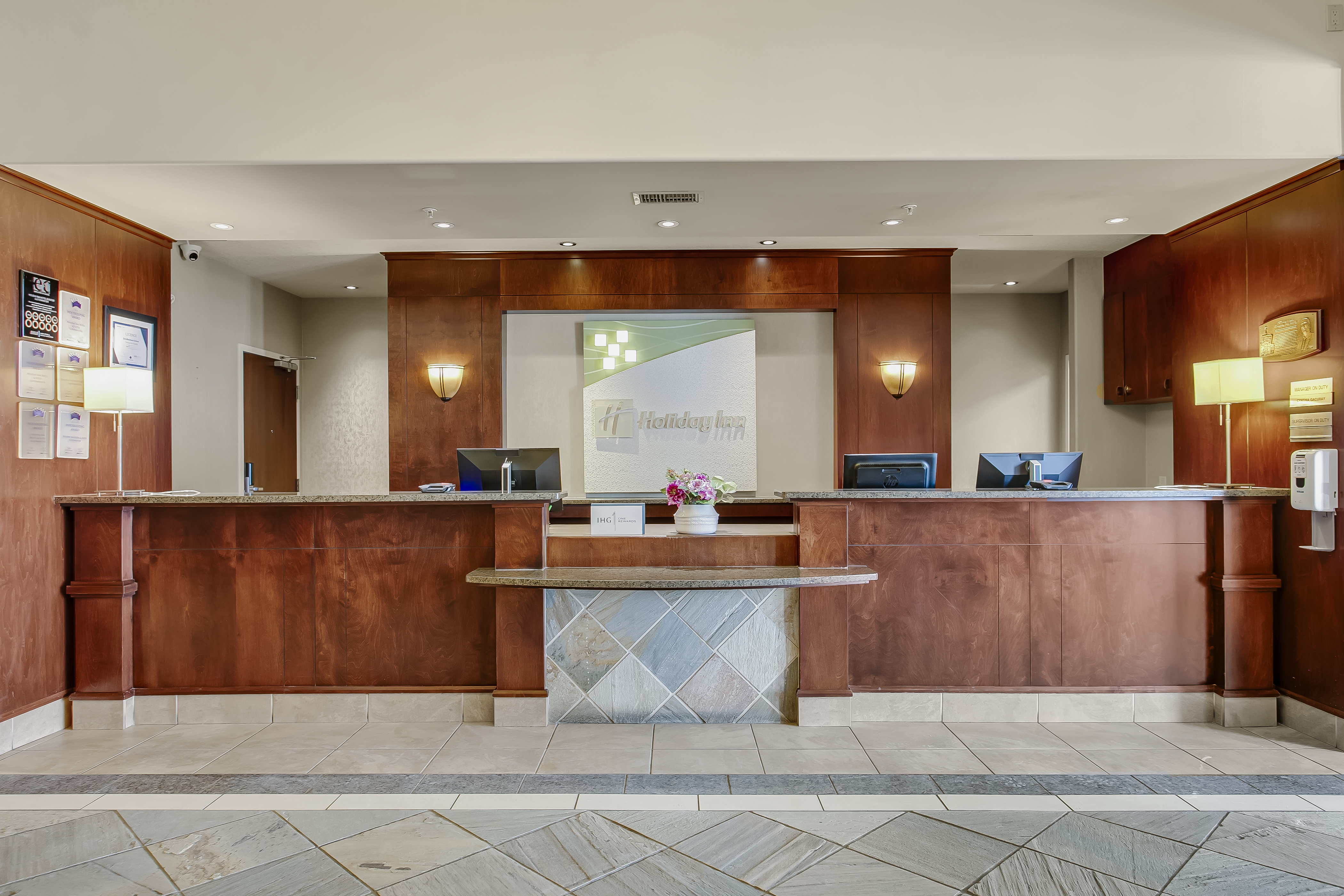 Holiday Inn Hotel Suites Lloydminster 9/65