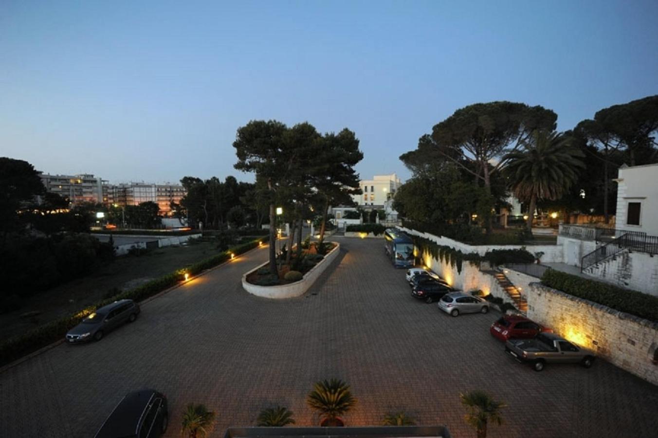 Villa Rosa 37/41