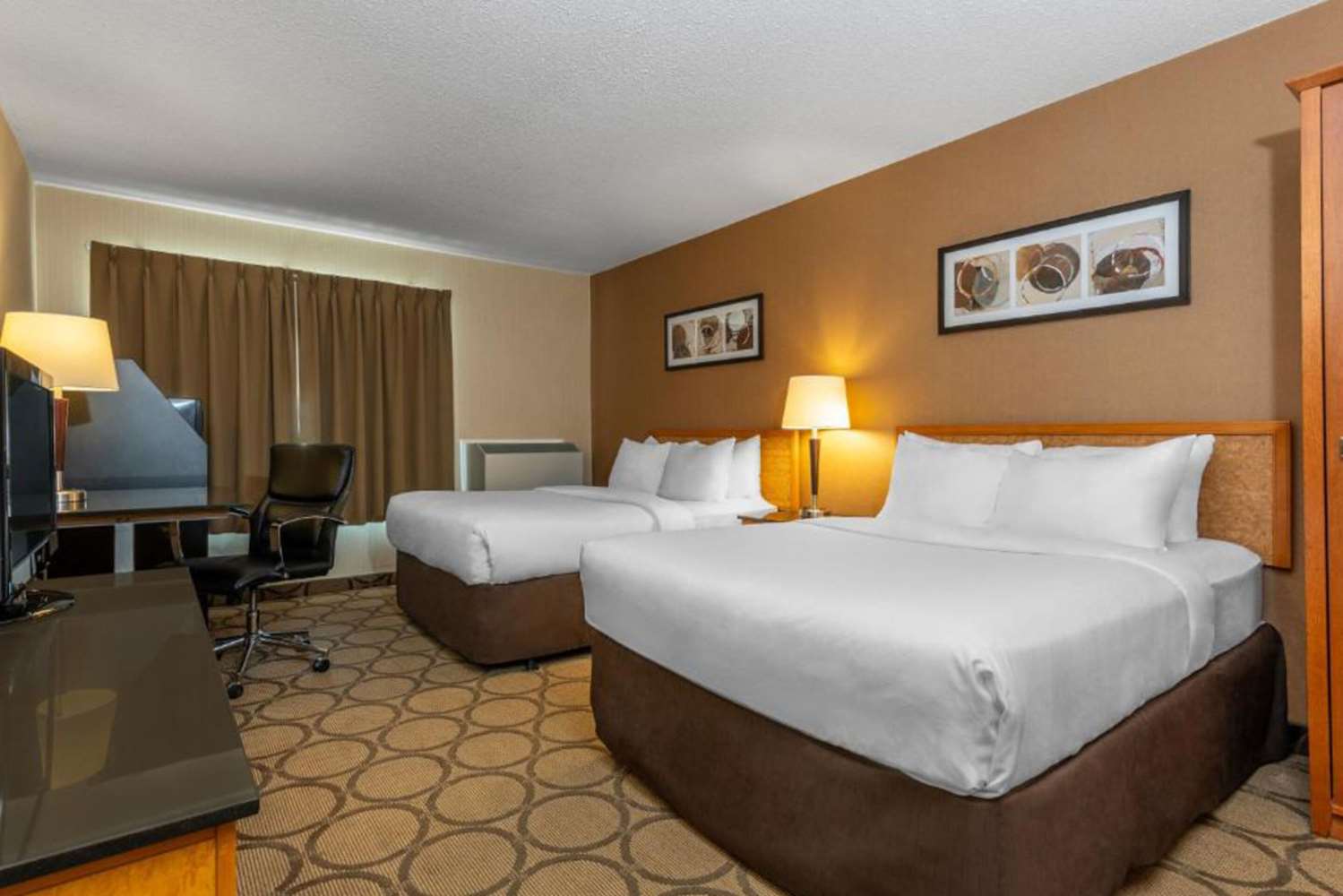 Upgrade, 2 Double Beds