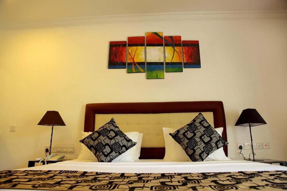 Oreeka Hotel 24/50