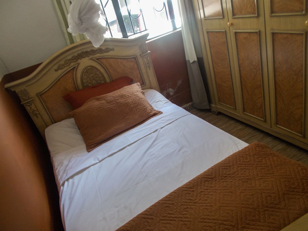 ECONOMY, SINGLE, SINGLE BED