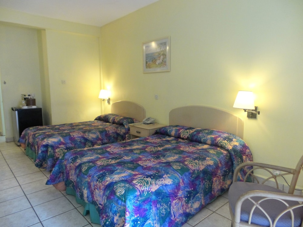 Allamanda Beach Resort 14/47