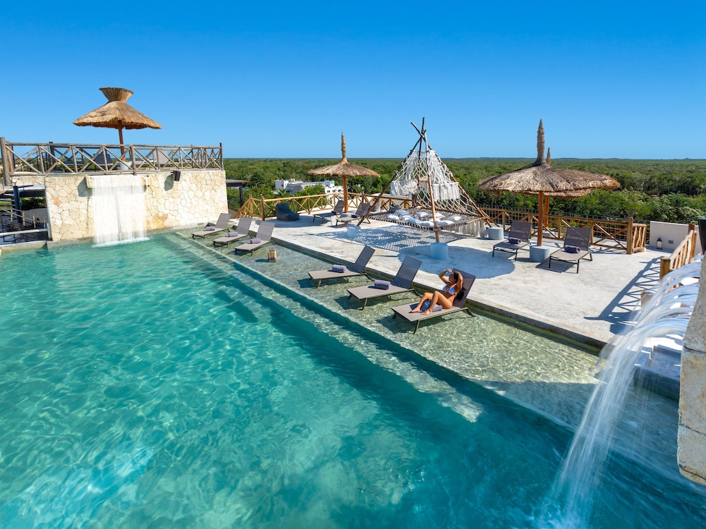 Sunday Hotel Naala Tulum 44/50