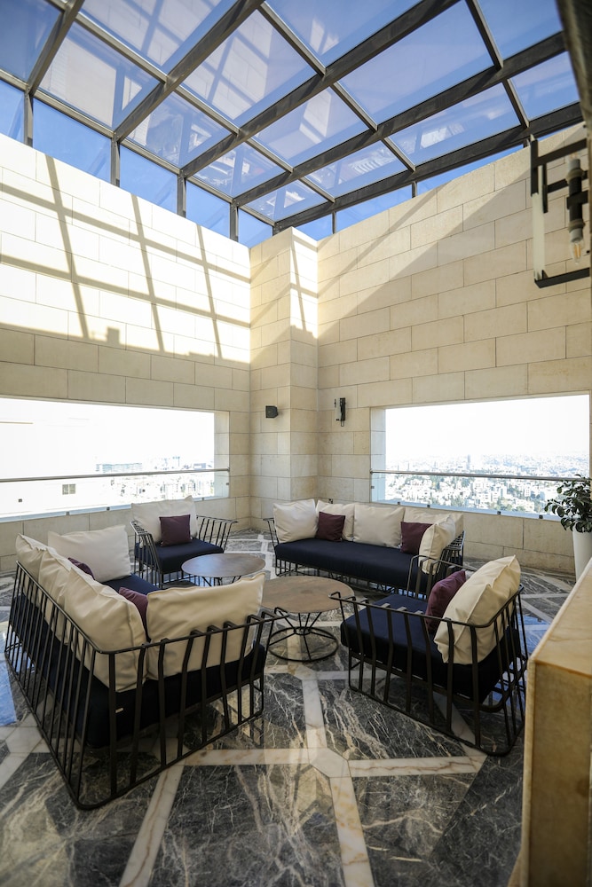 Fairmont Amman 59/79
