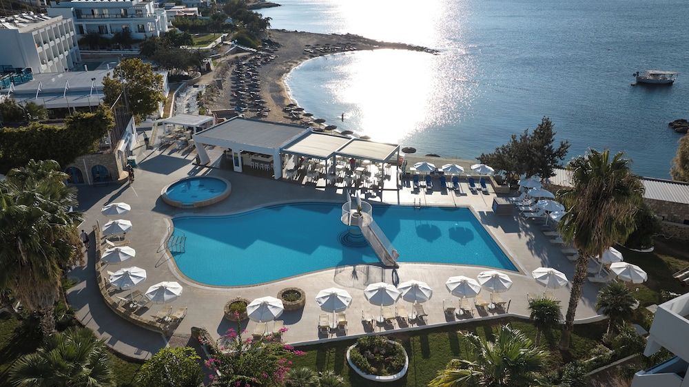 Sunrise Beach Resort 34/36