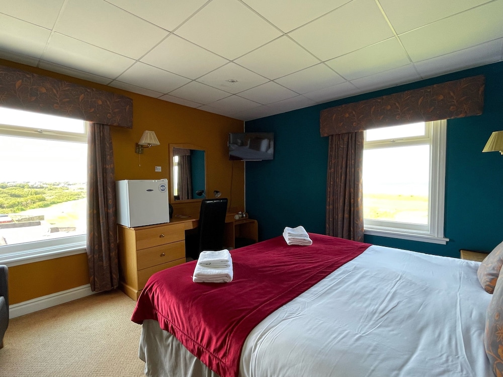 Leasowe Castle 11/30