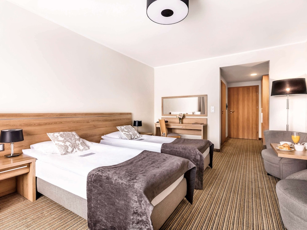 Mercure Wiazowna Brant 12/47