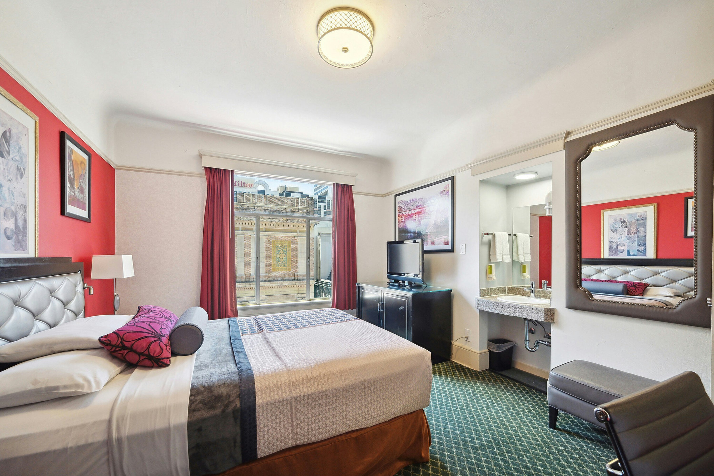 Union Square Plaza Hotel 40/77