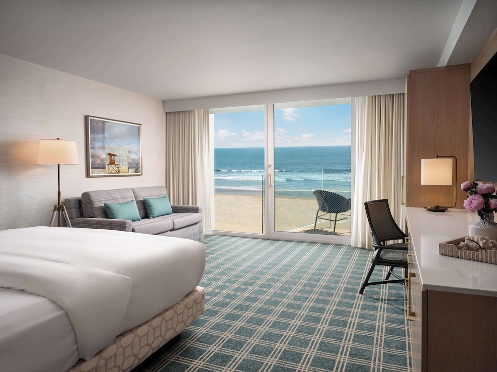 Room, King Bed, Resort View, Terrace, Accessible