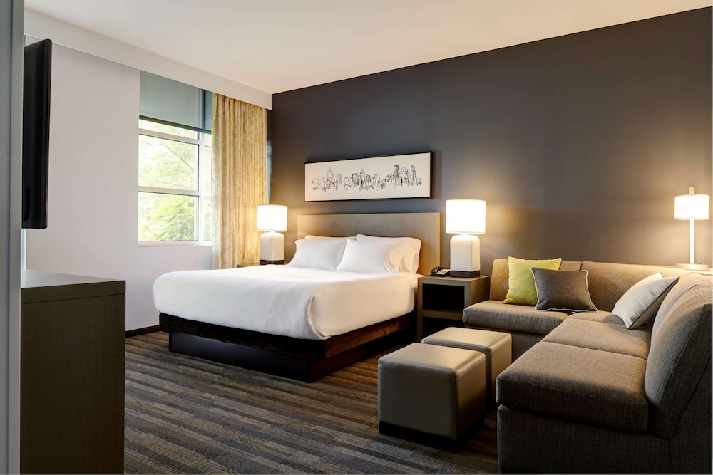 Hyatt House Seattle/Redmond 14/70