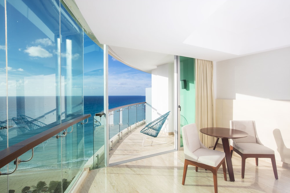 Krystal Grand Cancun All Inclusive 20/50