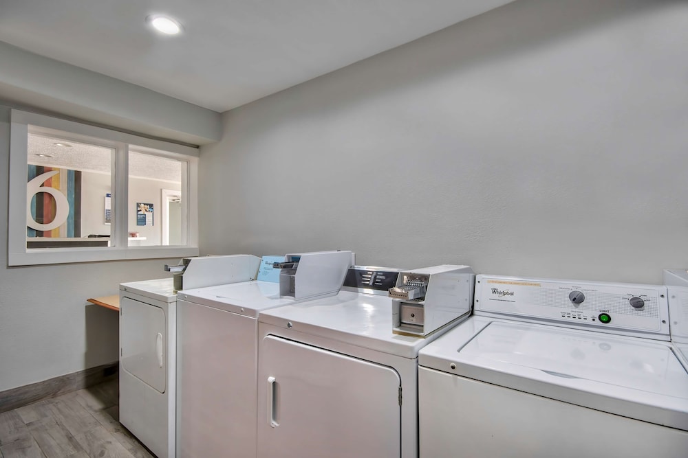 Motel6 Stafford, TX – SW Houston - Sugarland 42/43