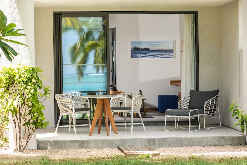 Paradis Beachcomber Golf Resort and Spa 48/65