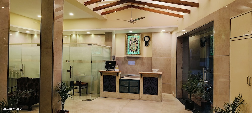 Vatika Inn 5/40
