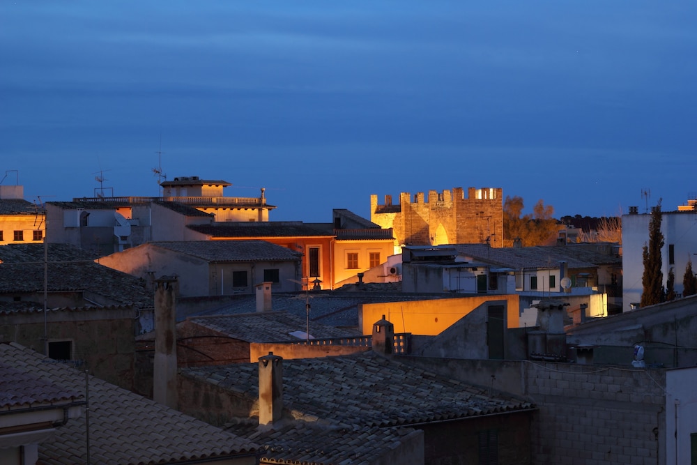 Petit Hotel Can Simo 28/35