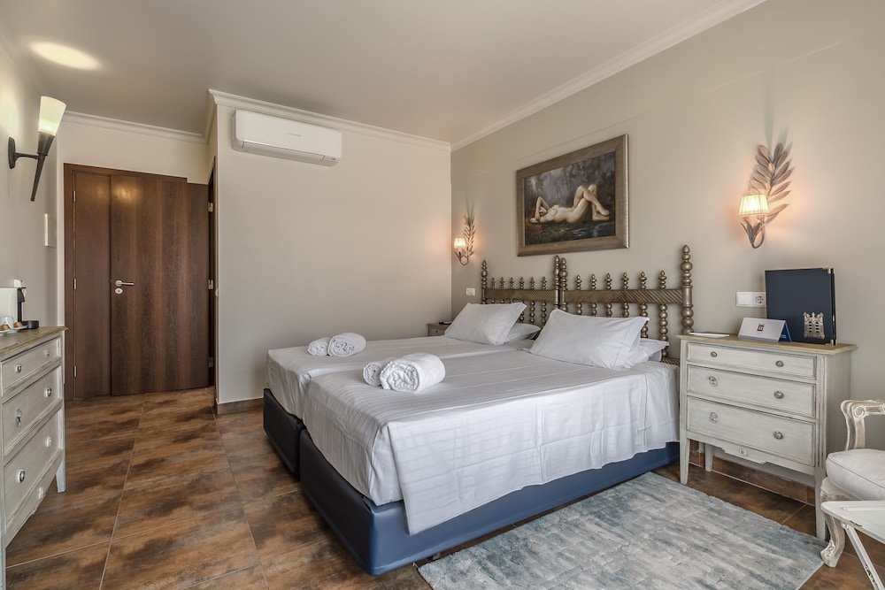Guest Room, Standard, Double Bed, Garden or Pool View