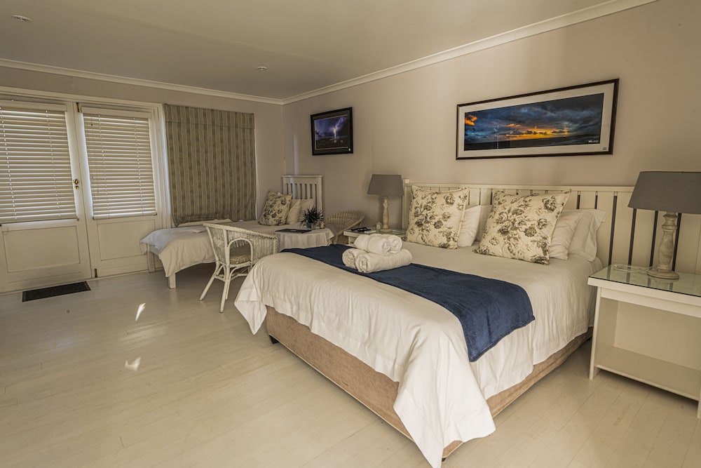 Brenton Beach House 12/50
