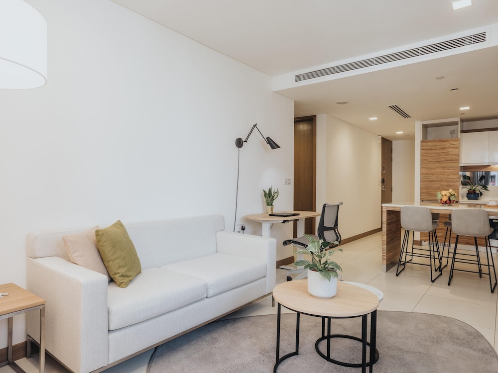 Novotel Living Singapore Orchard 35/60