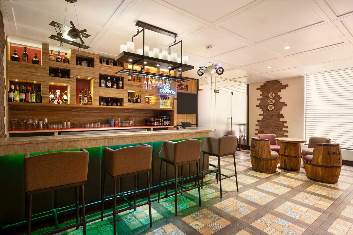 restaurant cafeteria