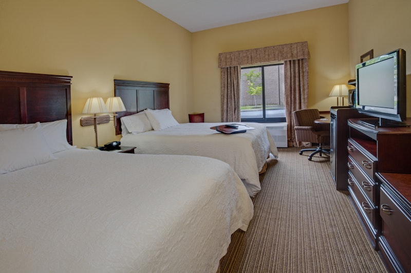 Hampton Inn Bennington 4/19