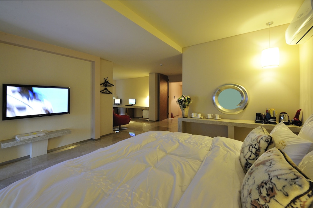 Ms Hotel 26/32