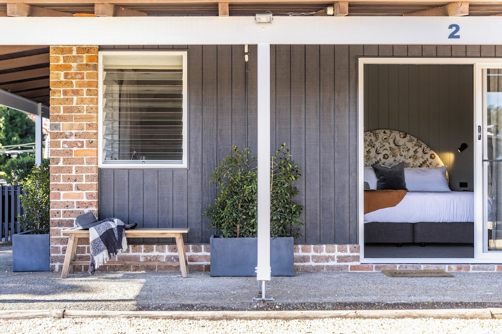 BELLINGEN VALLEY LODGE 25/44