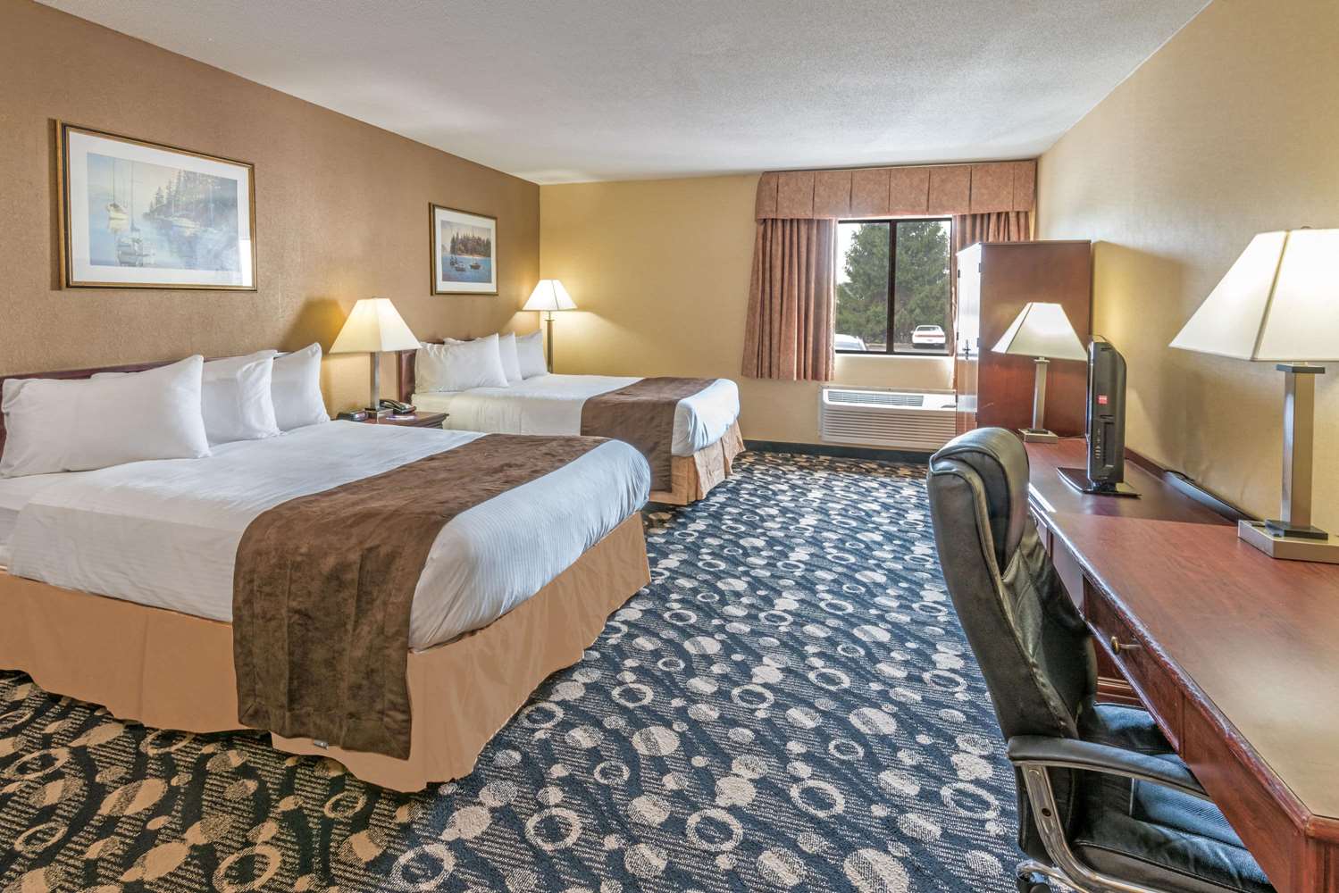 Baymont by Wyndham Branford/New Haven 12/45