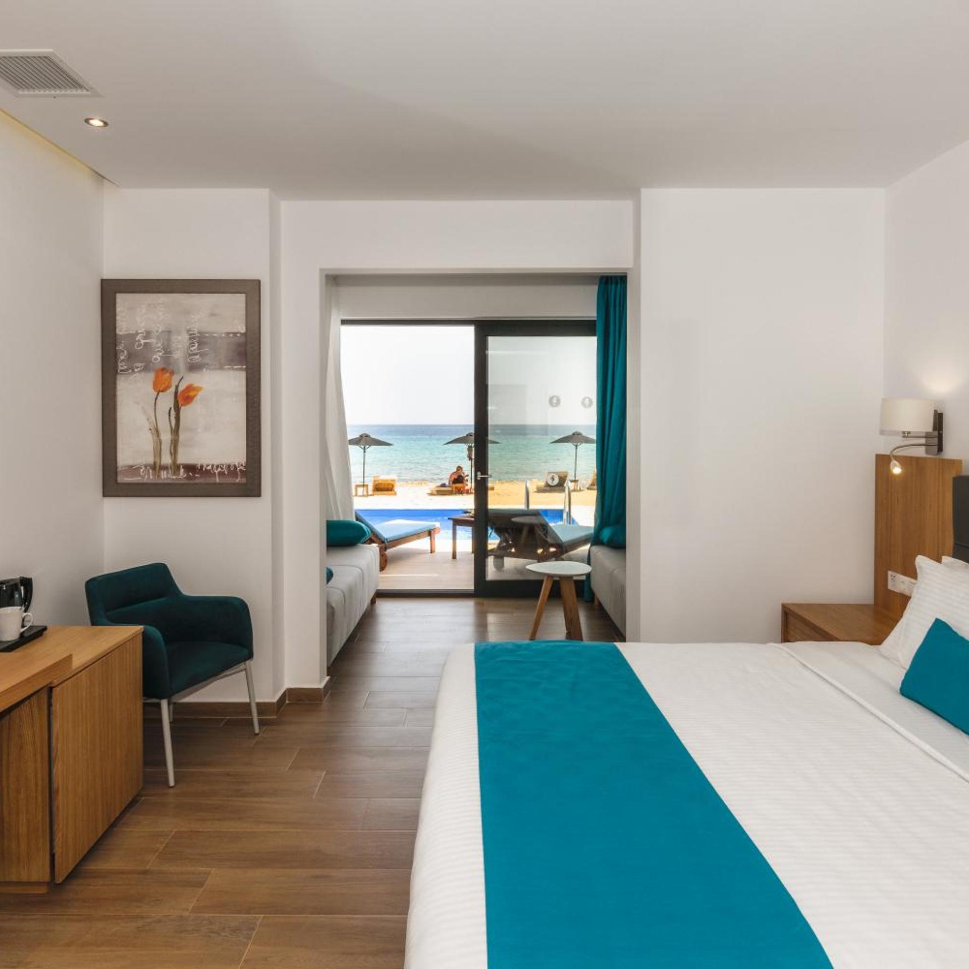 Suite, Sea Side, Private Pool، Cavo Orient Beach Hotel 6/9