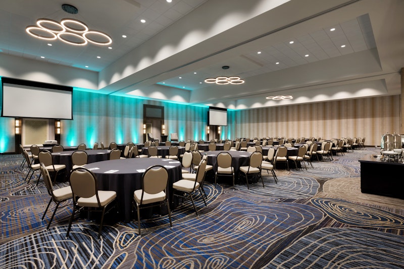 Embassy Suites by Hilton San Antonio Landmark 44/57