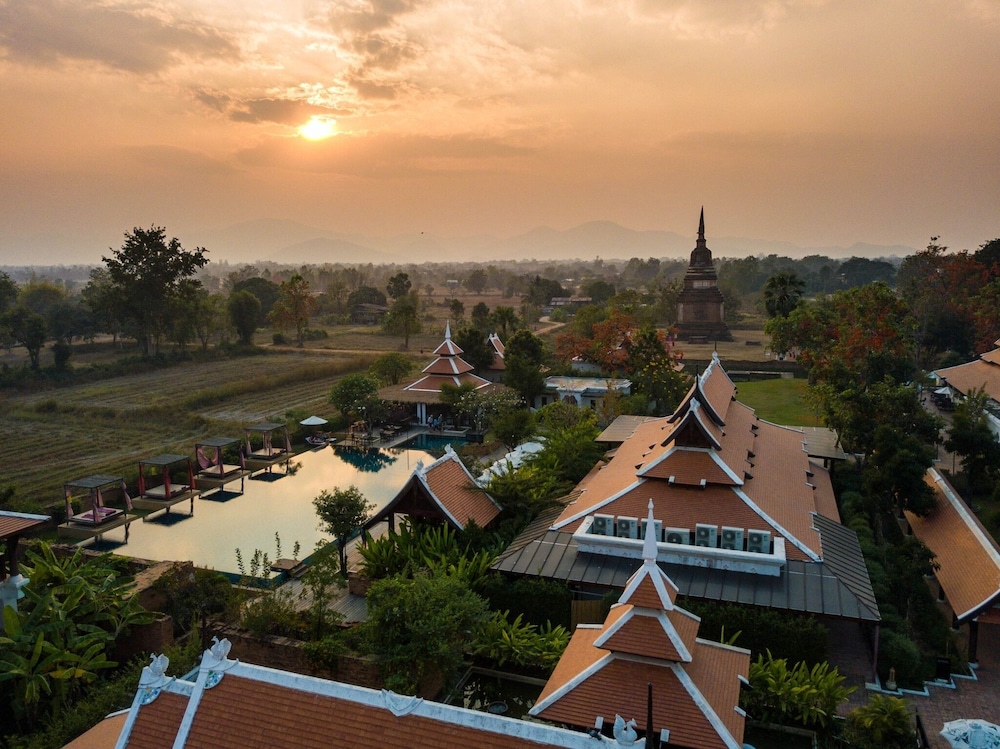 SRIWILAI SUKHOTHAI 2/43