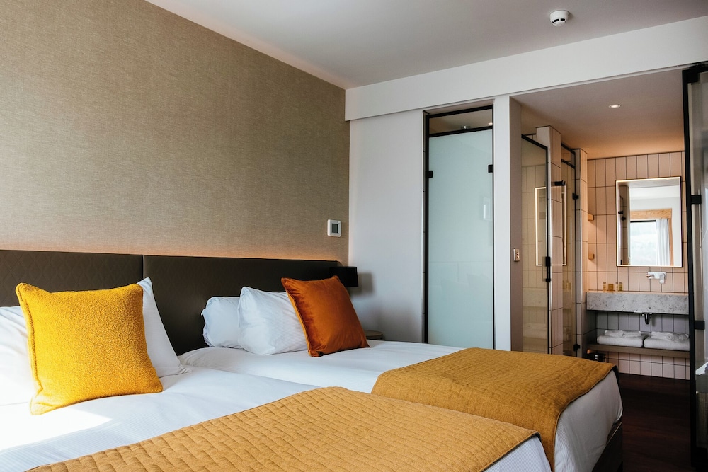 Room, Twin Beds, Woods View