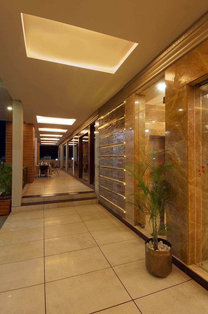 Hotel Imperial 8/38