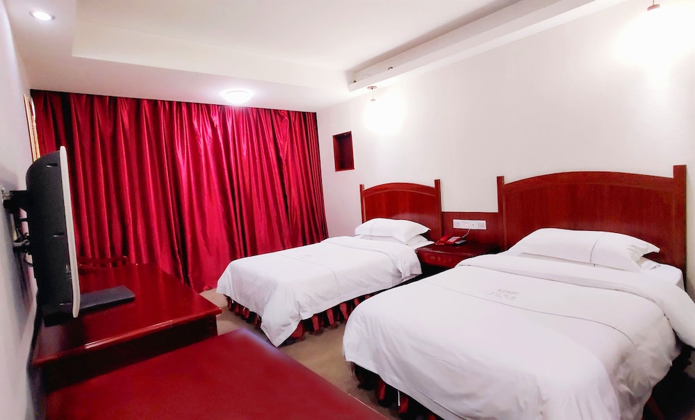 Junshan Hotel 16/75