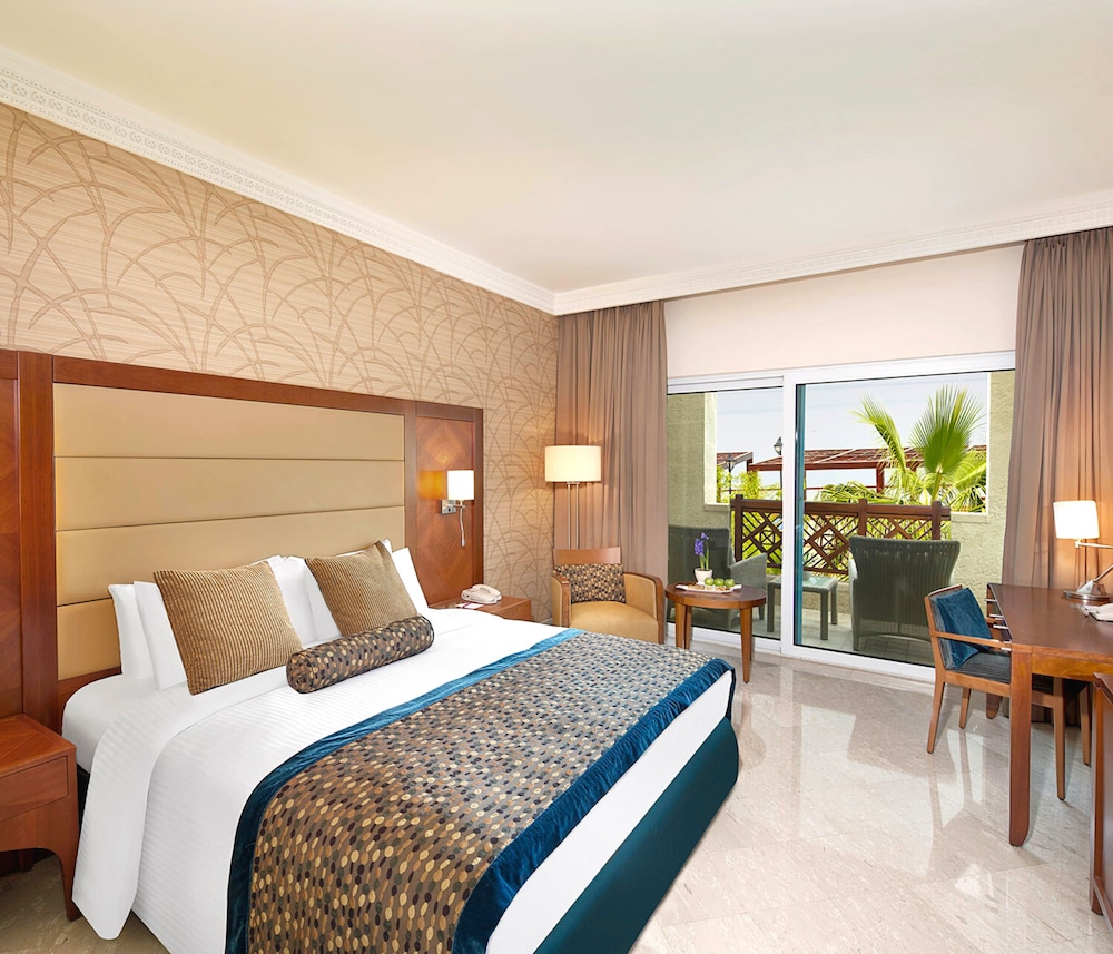 Crowne Plaza Jordan Dead Sea Resort and Spa 20/74