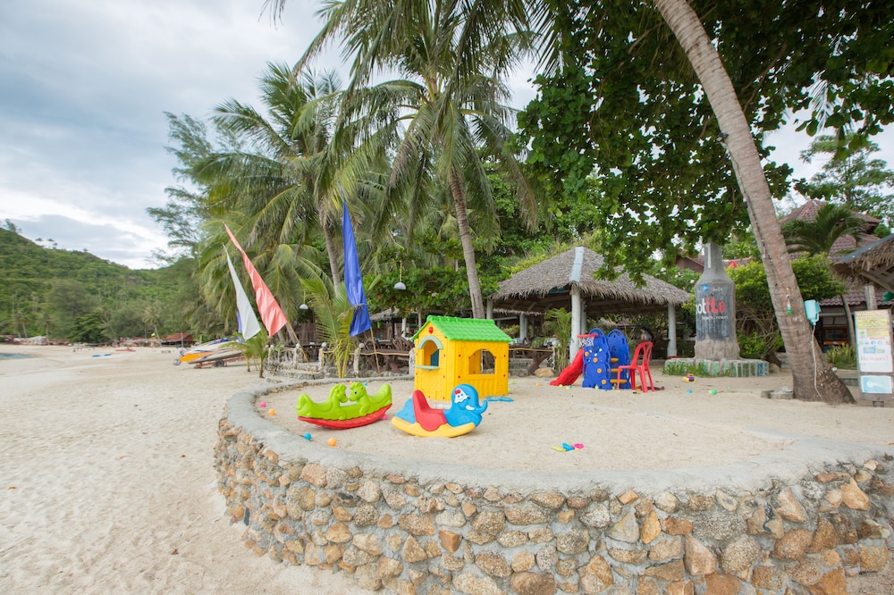 BOTTLE BEACH 1 RESORT 54/74