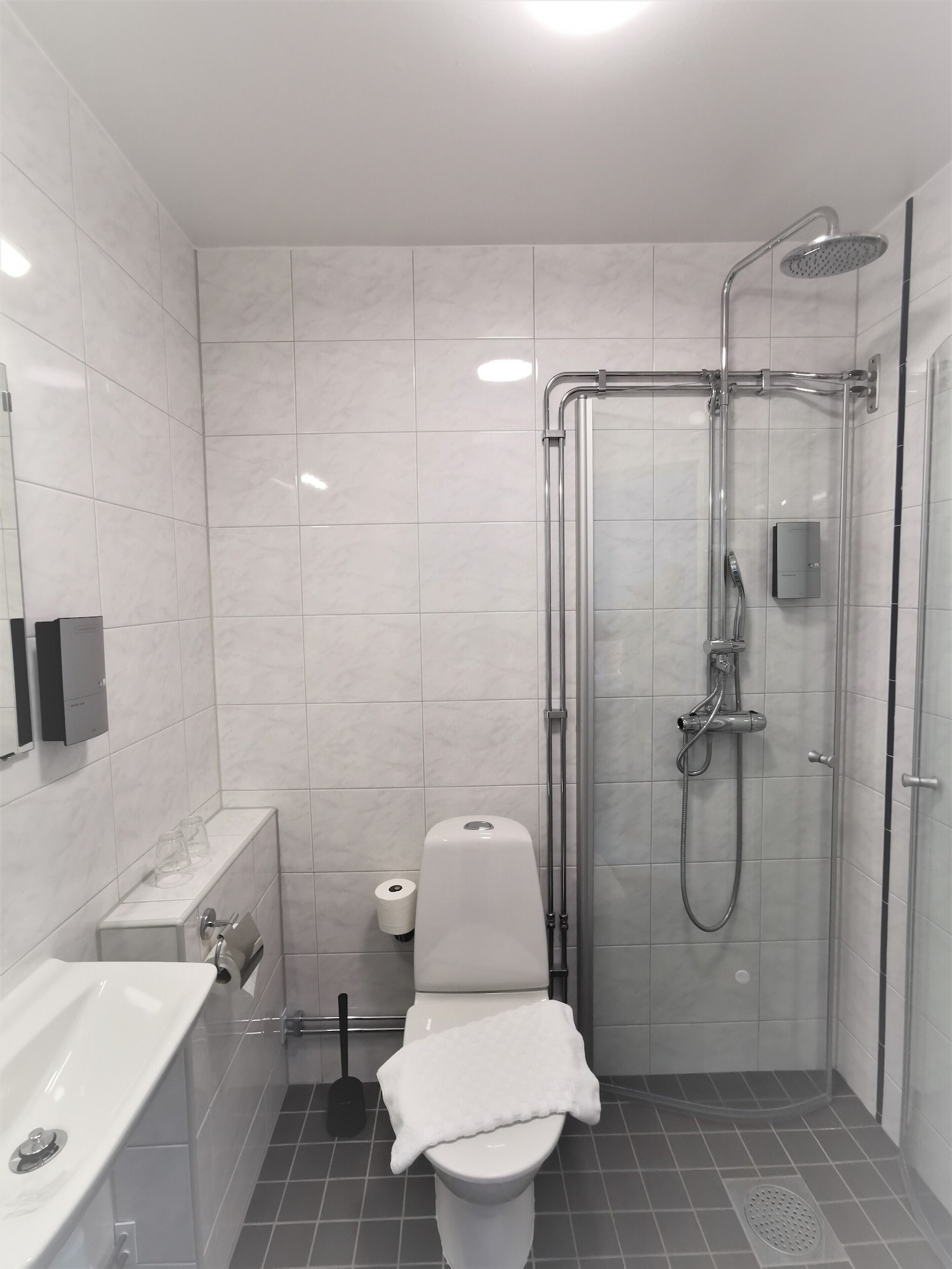 غرفة قياسية بسريرين منفصلين، 2home Hotel Gavle 5/5