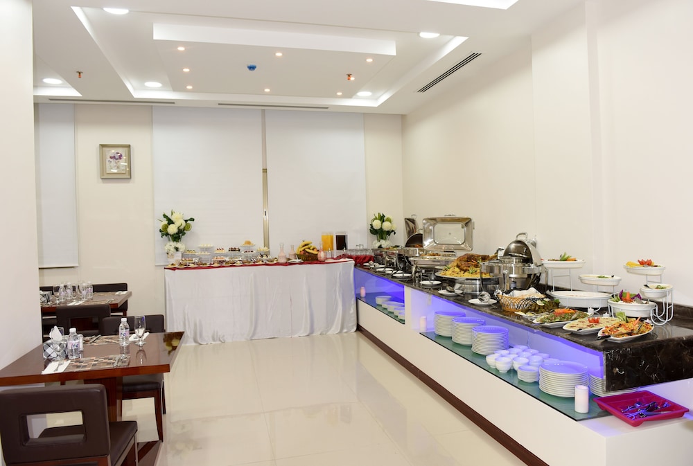 فندق اللوتس(Lotus Hotel) 10/47