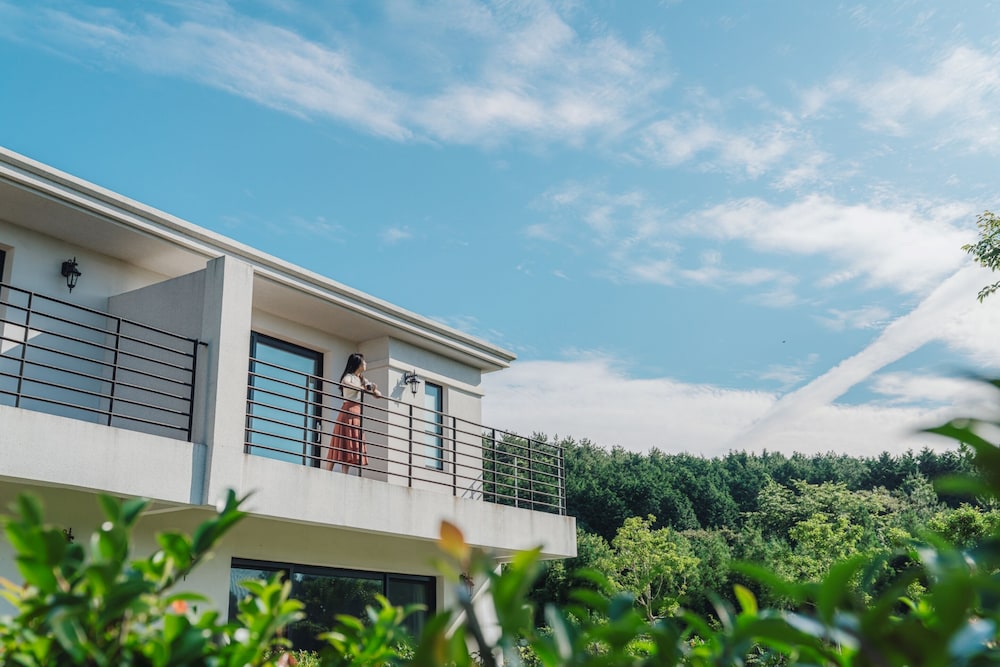 Kylin Villa Resort photo5