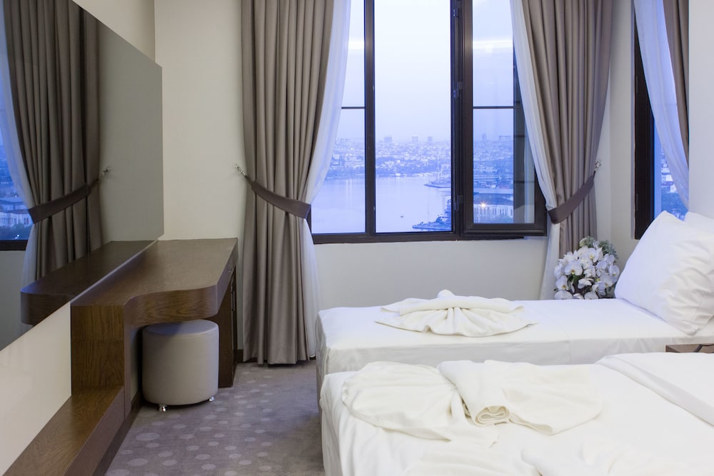 The Biancho Hotel Pera 32/73