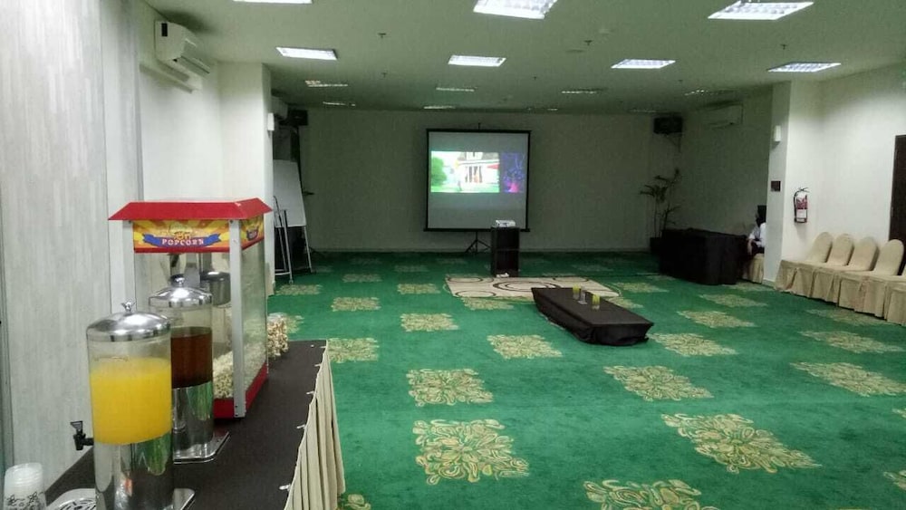 Padjadjaran Hotel 22/70