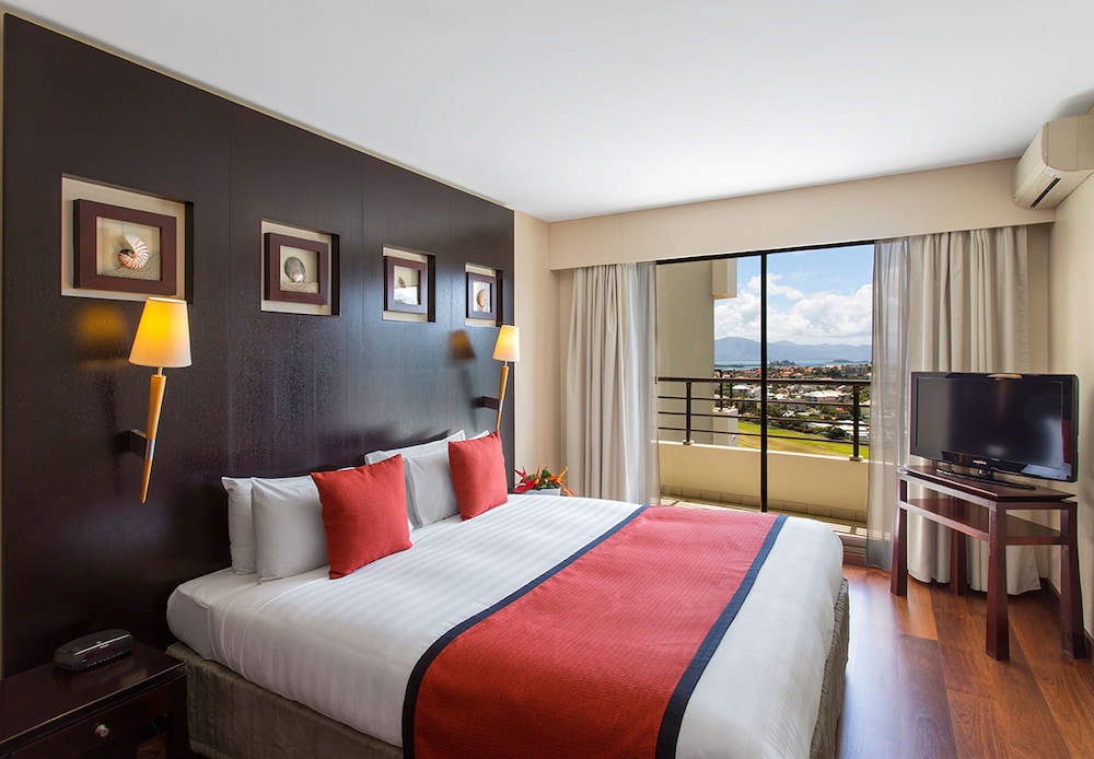 Ramada Hotel & Suites by Wyndham Noumea 11/37