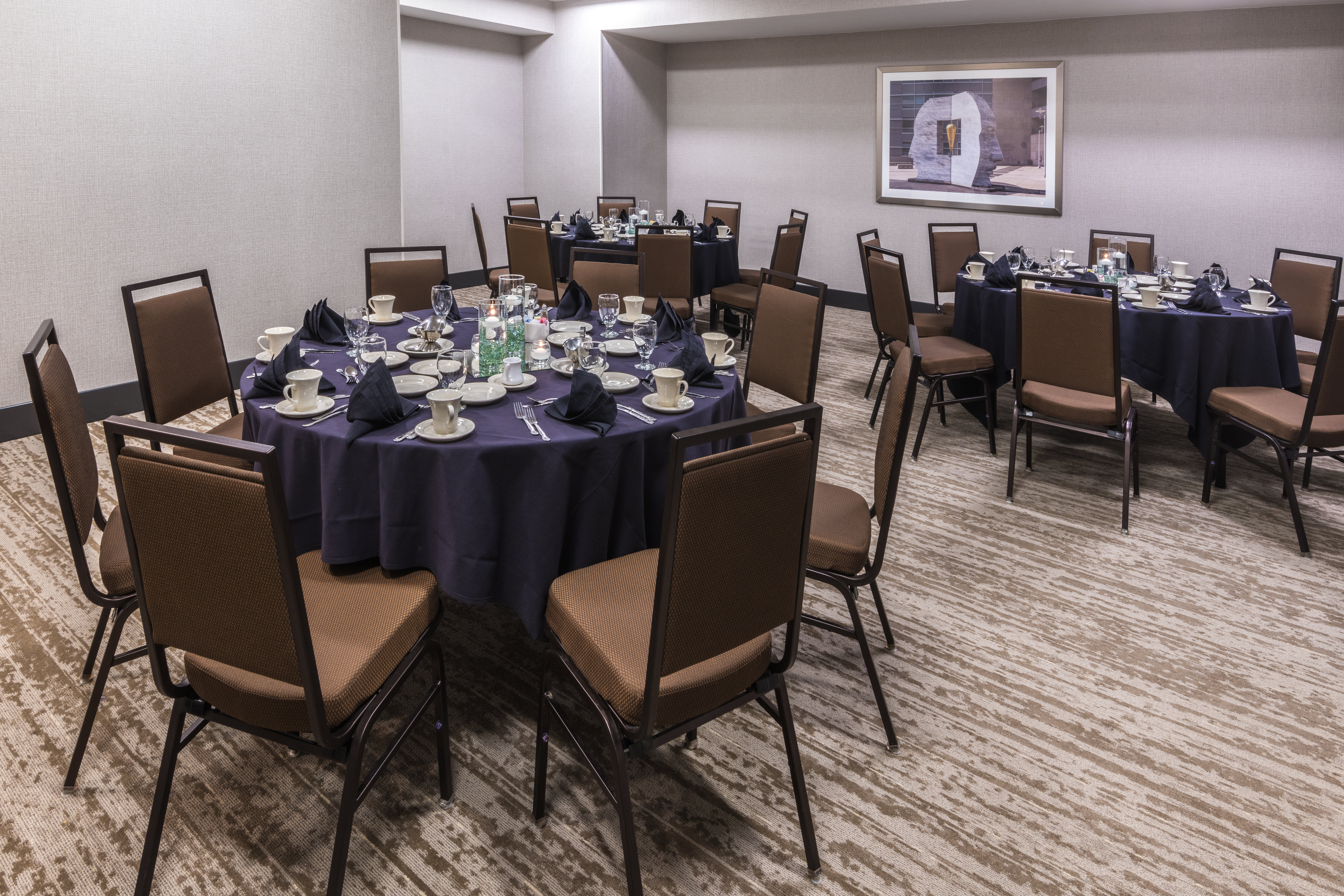 Holiday Inn Denver East Stapleton 64/67