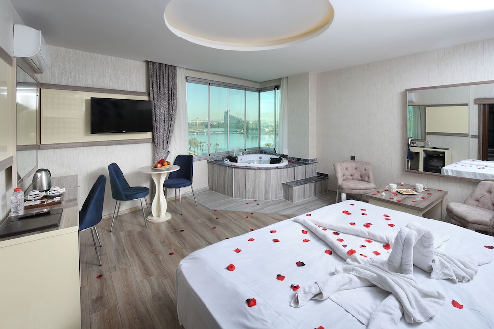 Taskopru Hotel 10/25