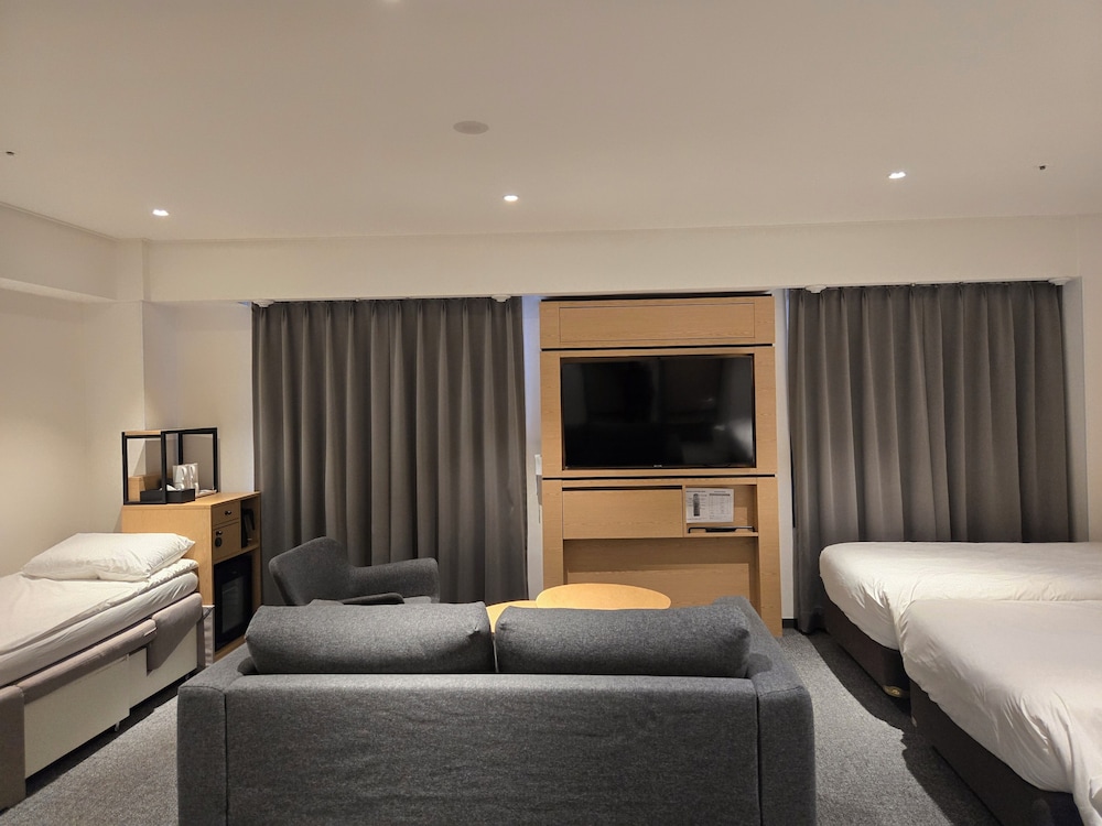 جناح بثلاثة أسرّة مع أريكة، Henn na Hotel Seoul Myeongdong 6/8