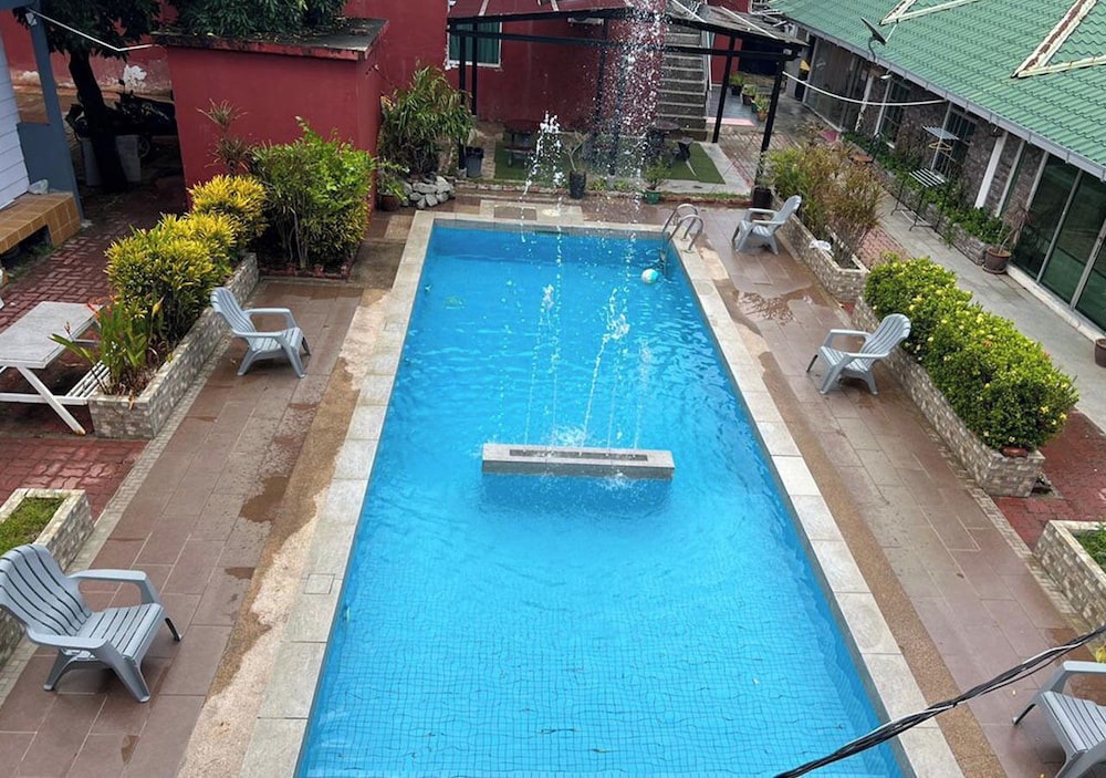 Dlima Beach Inn 62/66