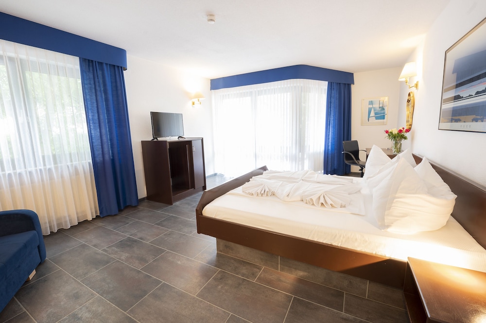 غرفة بسرير كوين، Hotel Astoria Am Urachplatz 3/10